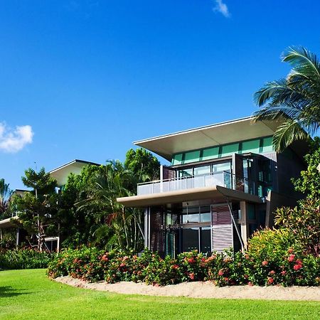 Yacht Club Villas Hamilton Island Bagian luar foto