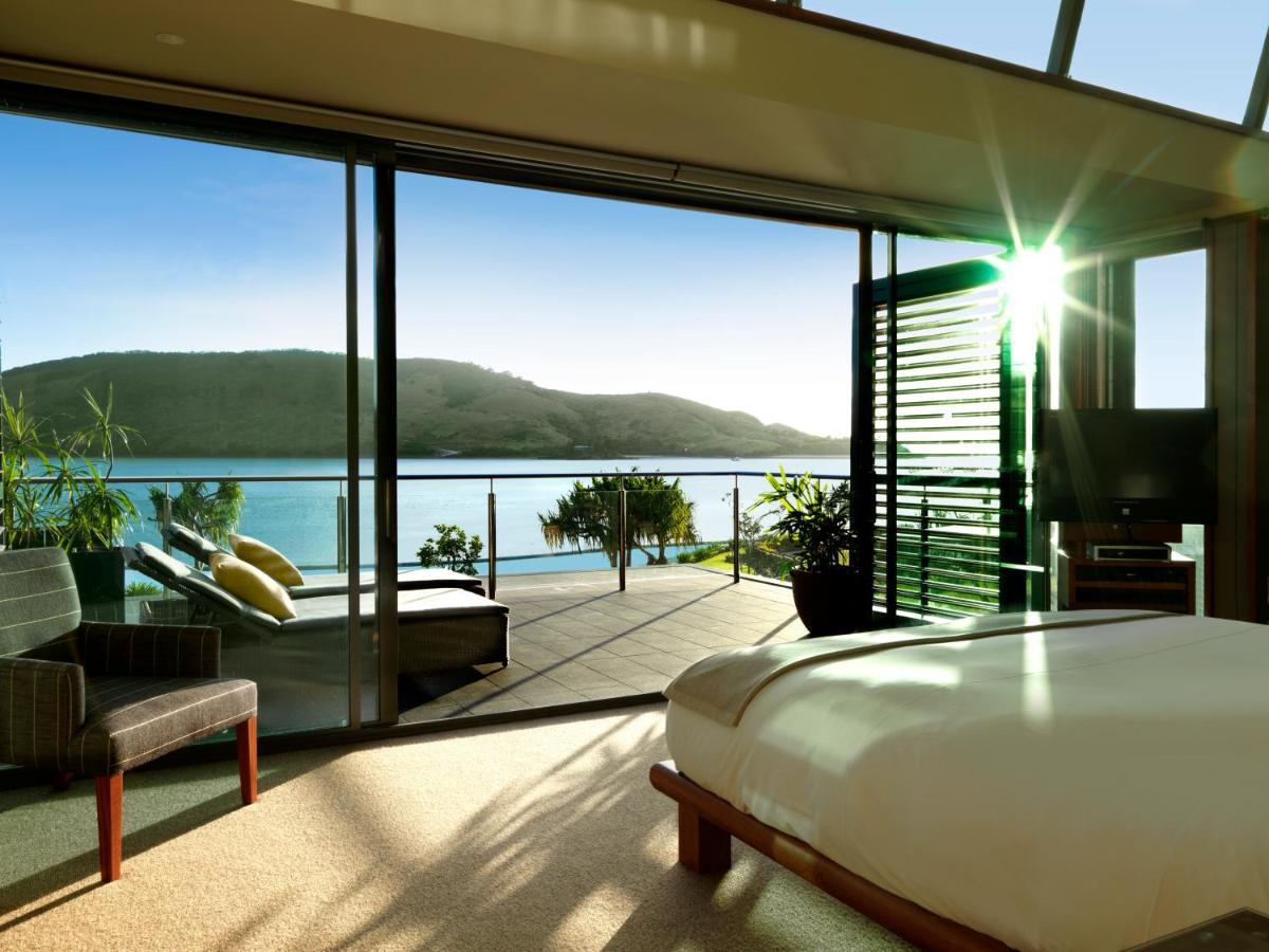 Yacht Club Villas Hamilton Island Bagian luar foto